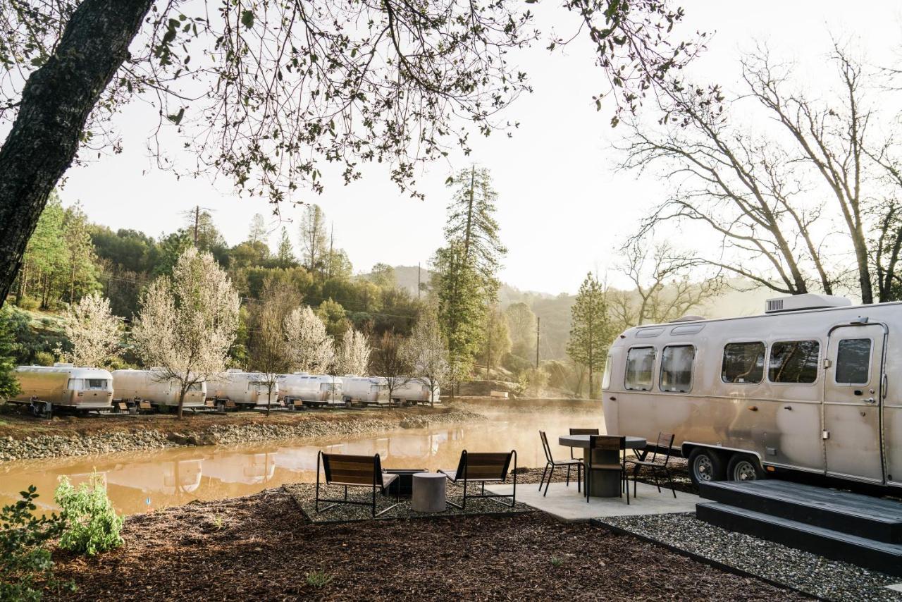 Autocamp Yosemite Hotell Midpines Eksteriør bilde