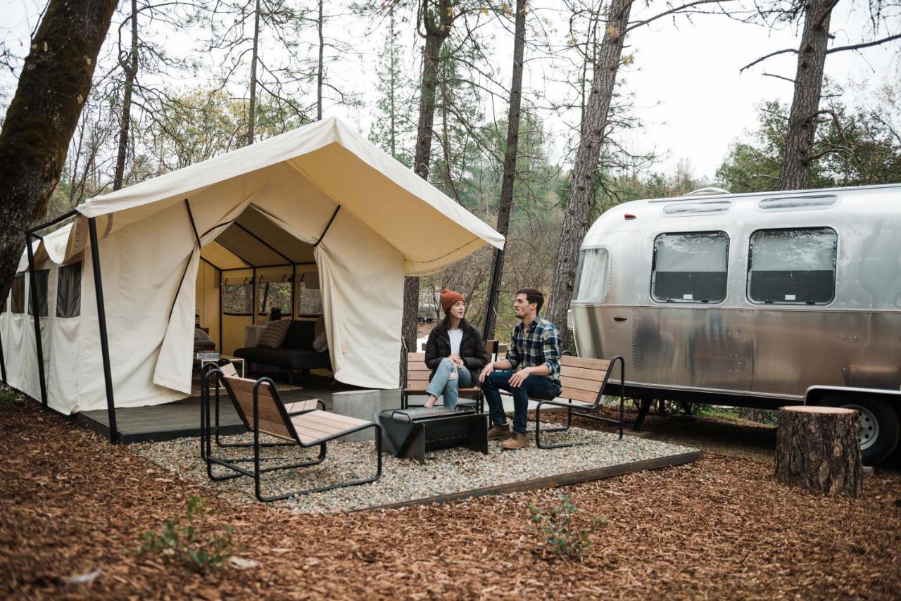 Autocamp Yosemite Hotell Midpines Eksteriør bilde