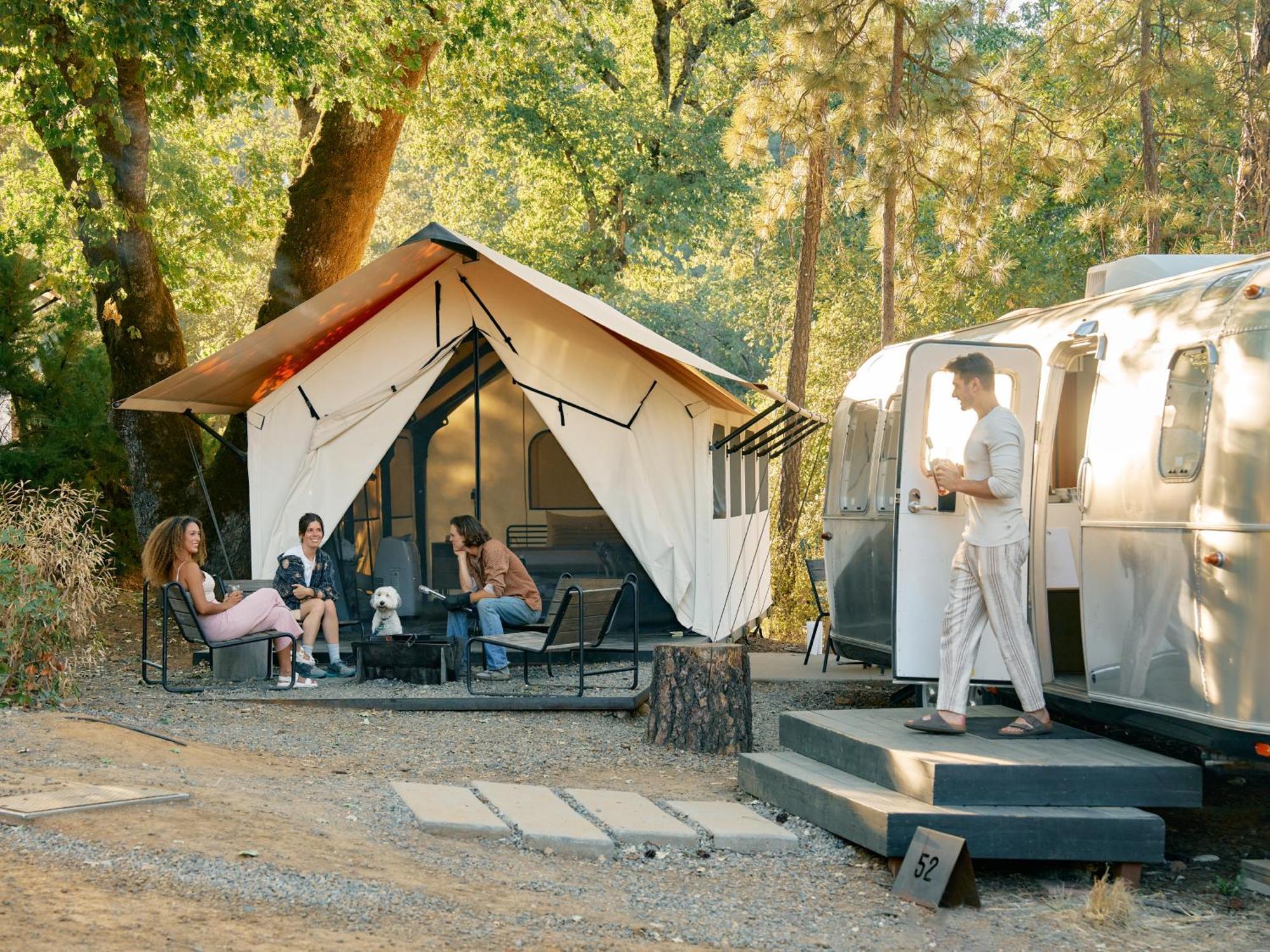 Autocamp Yosemite Hotell Midpines Eksteriør bilde